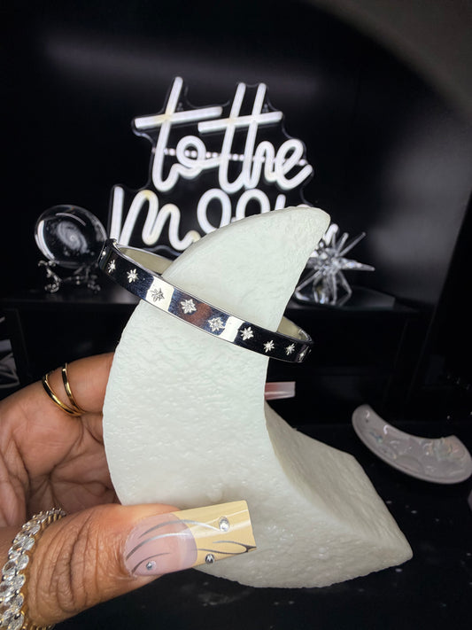 THE STARLIGHT BANGLE
