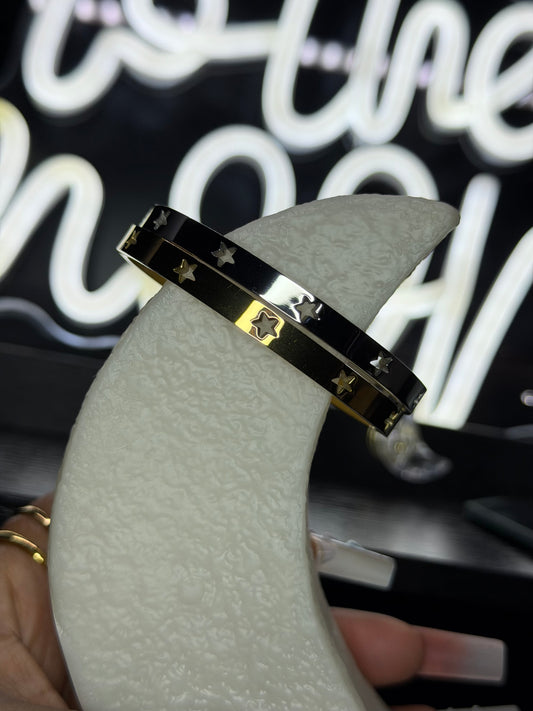 5 STAR BANGLE  🌟